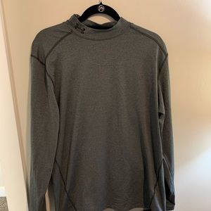Under armour long sleeve golf shirt